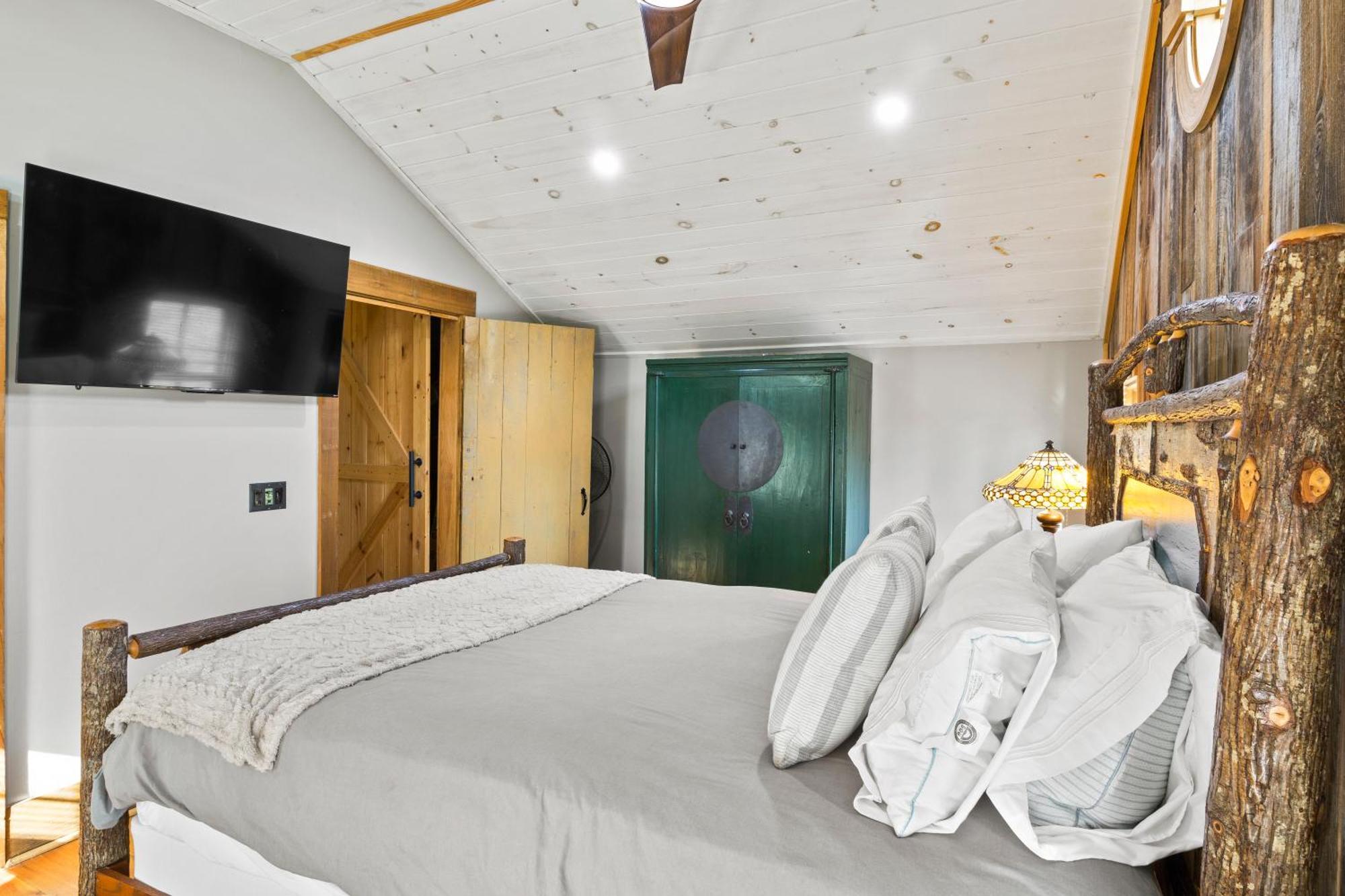 Cozy Two Bedroom Home On Canandaigua Lake Rushville ภายนอก รูปภาพ